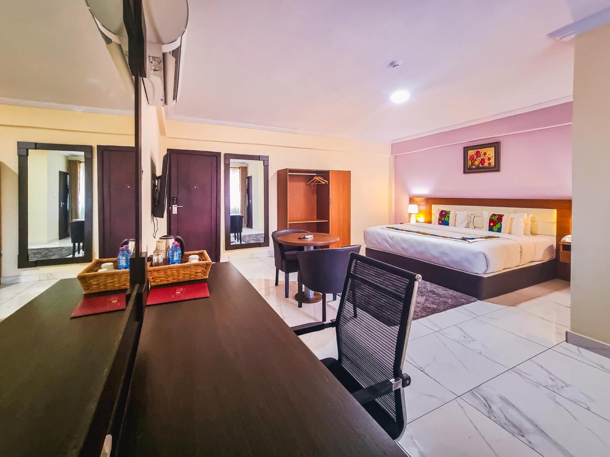 Rhogem Hotel Sekondi-Takoradi Exterior foto