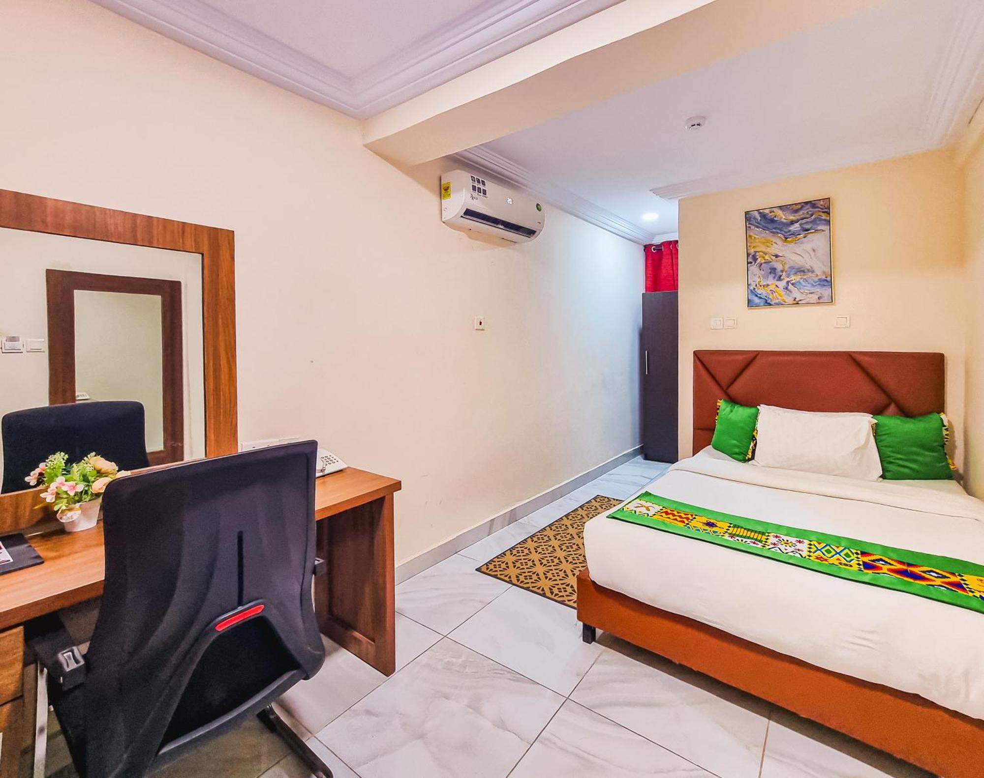 Rhogem Hotel Sekondi-Takoradi Exterior foto