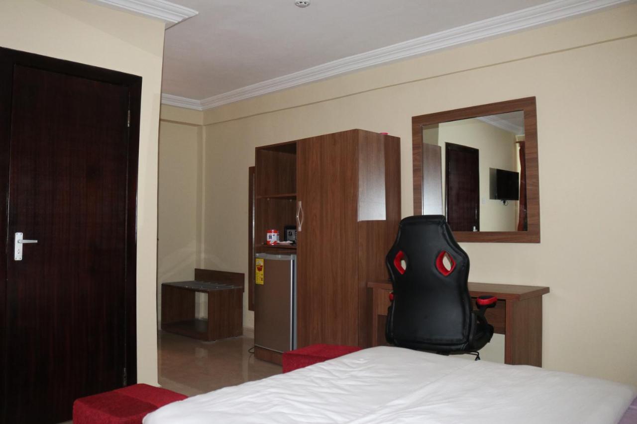 Rhogem Hotel Sekondi-Takoradi Exterior foto